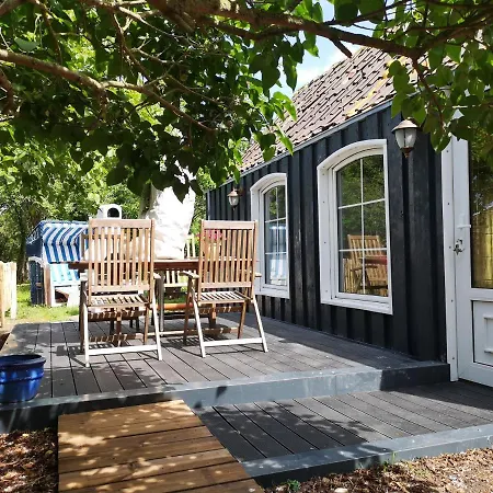 Huus An't Doerpsdiek Holiday home *