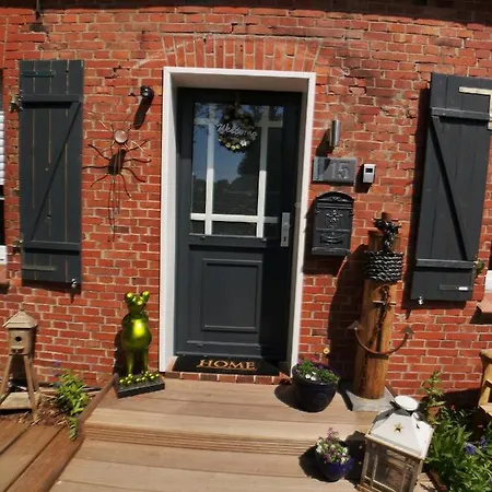 Huus An't Doerpsdiek * Krummhörn