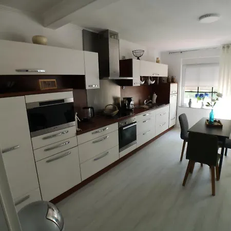Huus An't Doerpsdiek Krummhoern