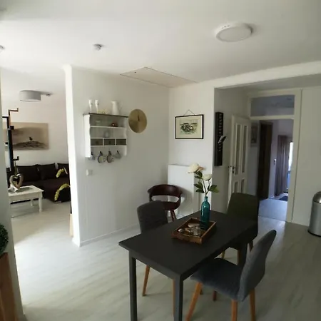Holiday home Huus An't Doerpsdiek