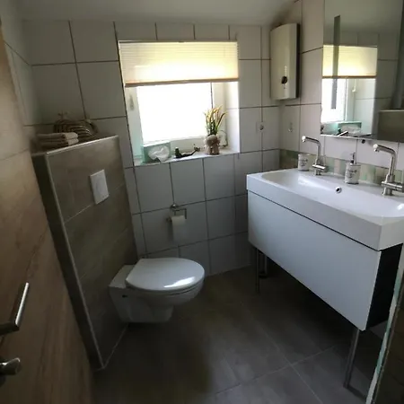 Holiday home Huus An't Doerpsdiek Krummhoern