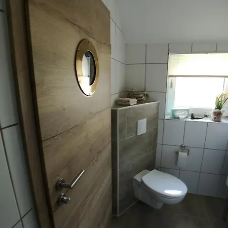 Huus An't Doerpsdiek * Krummhoern