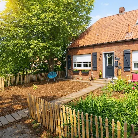 Holiday home Huus An't Doerpsdiek